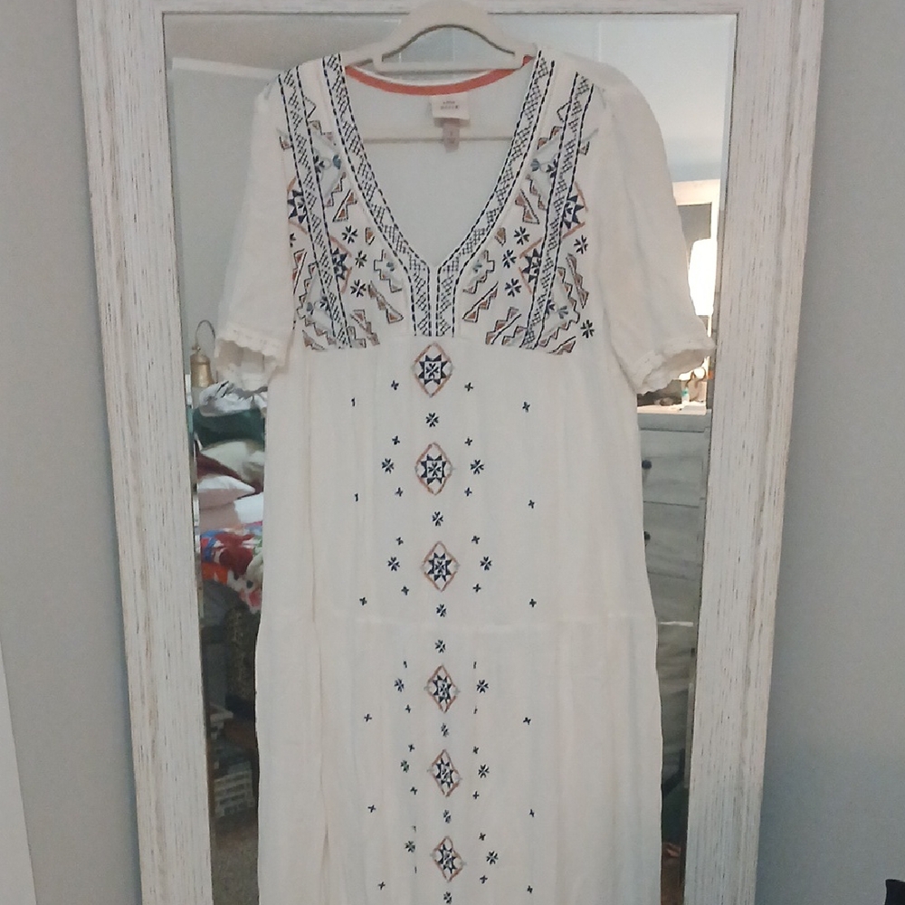 Knox Rose White Maxi Dress with Blue Embroidery